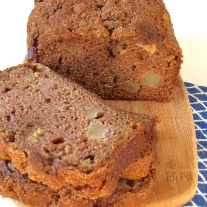 Apple Pear Cinnamon Bread